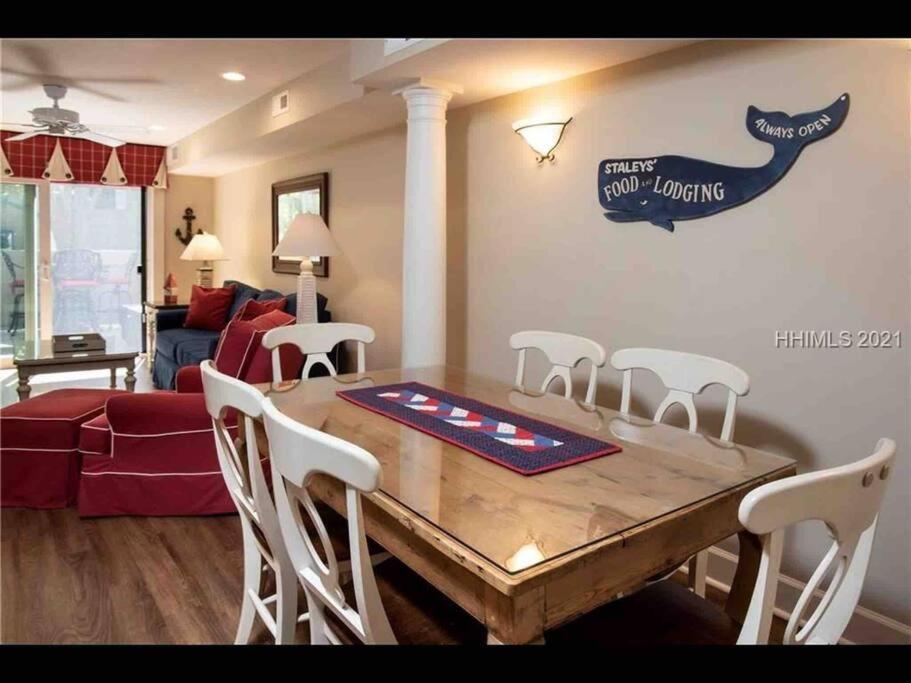 In The Heart Of Harbour Town 2Br 2Ba Pool Access Close To Beach Hilton Head Island Kültér fotó